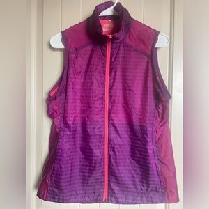 NIKE Womens Vest Golf Tour Performance DRI-FIT Pink Purple Large Pockets hood